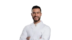 Dr. Álvaro Chaux specialist in aesthetic medicine